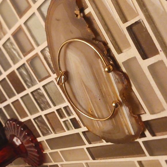 Simple Knot bracelet - Picture 2 of 2